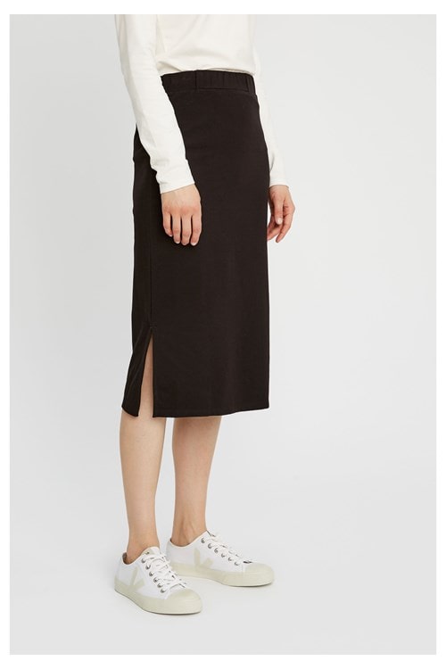 10 sustainable fall skirts under $75