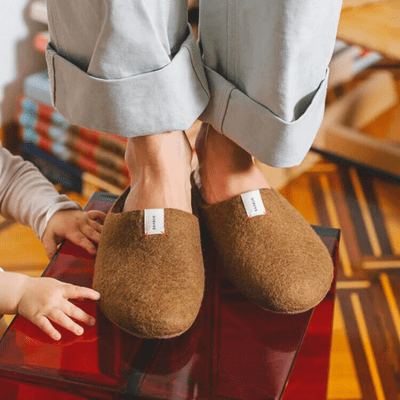 sustainable slippers men