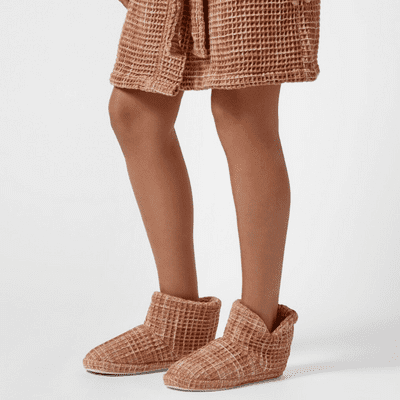 sustainable slippers women