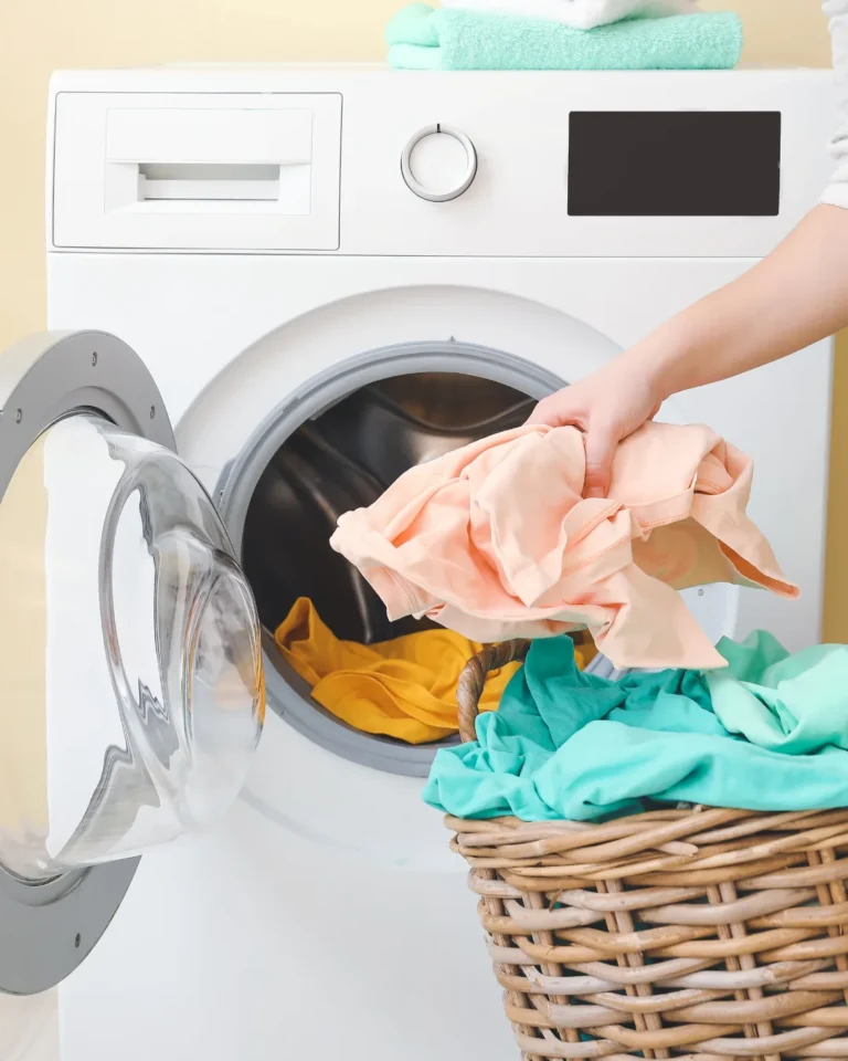 15 Best Eco-Friendly Laundry Tips (Sustainable & Cost-Efficient)