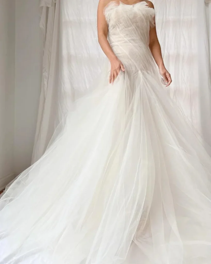 How & Where to Buy the Best Second Hand Wedding Dresses - hitched