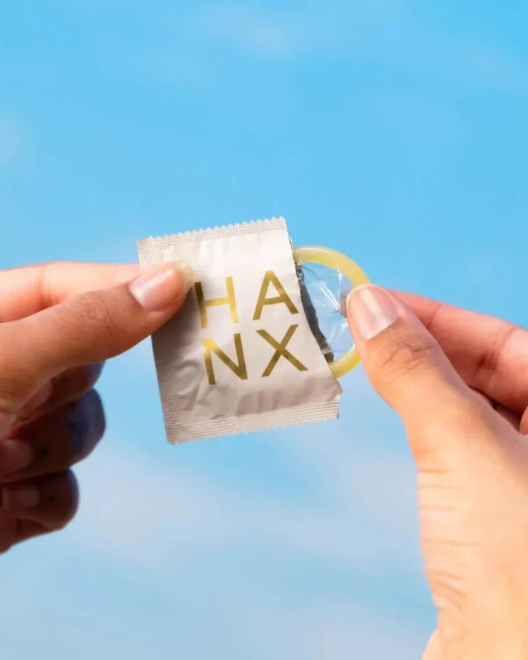10 Safest Non-Toxic Condoms For Pleasure & Protection