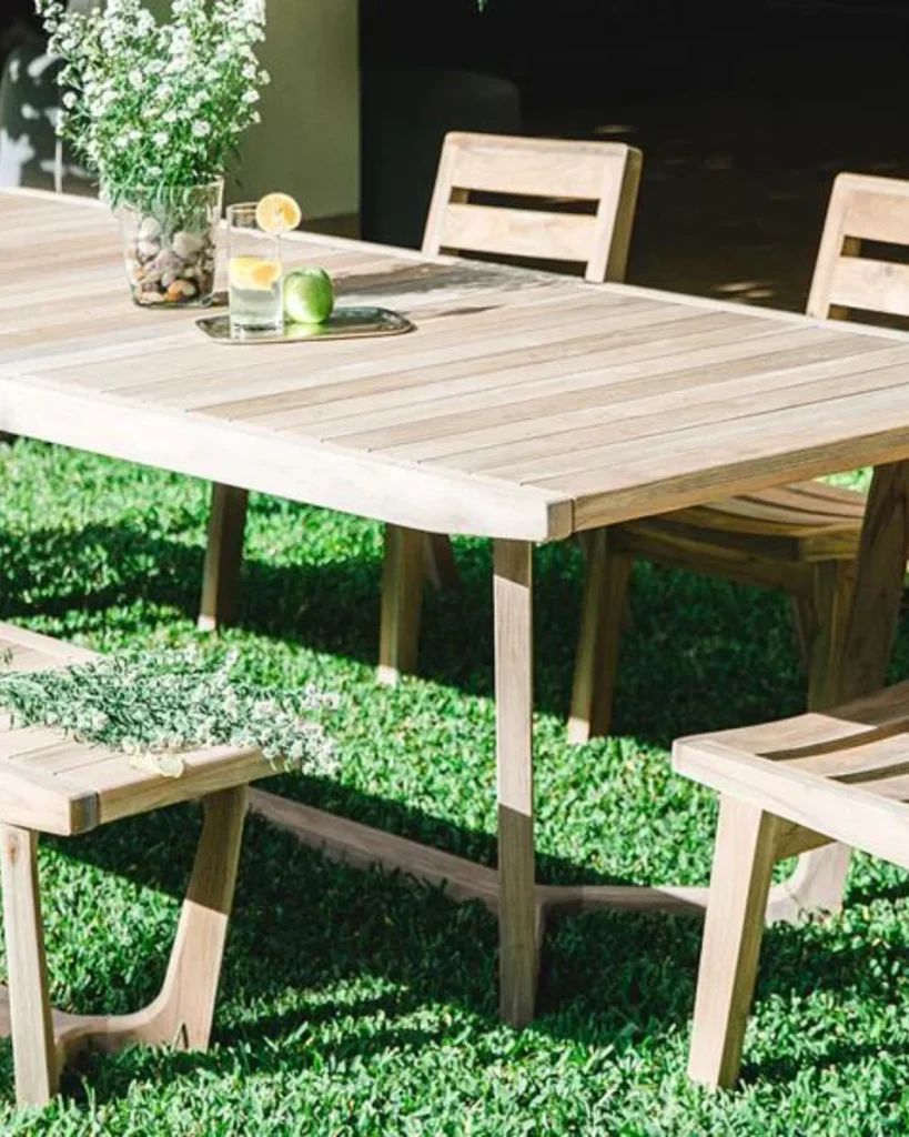 eco friendly outdoor furniture 