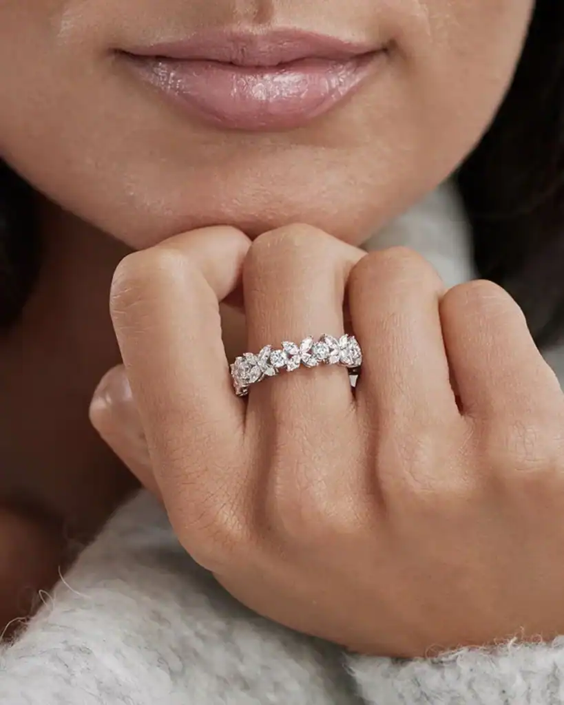 Sustainable gold wedding bands