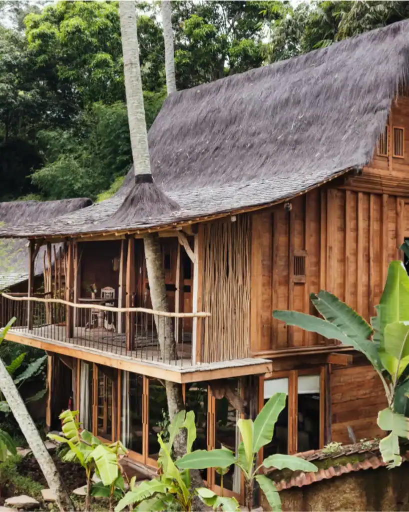 Zero-Waste Eco Resorts