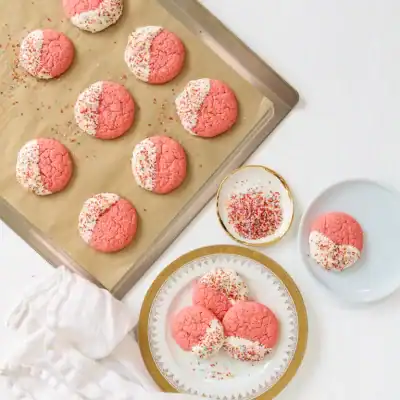 360 Cookware stainless steel cookie sheets made from surgical-grade steel without PFAS or coatings.