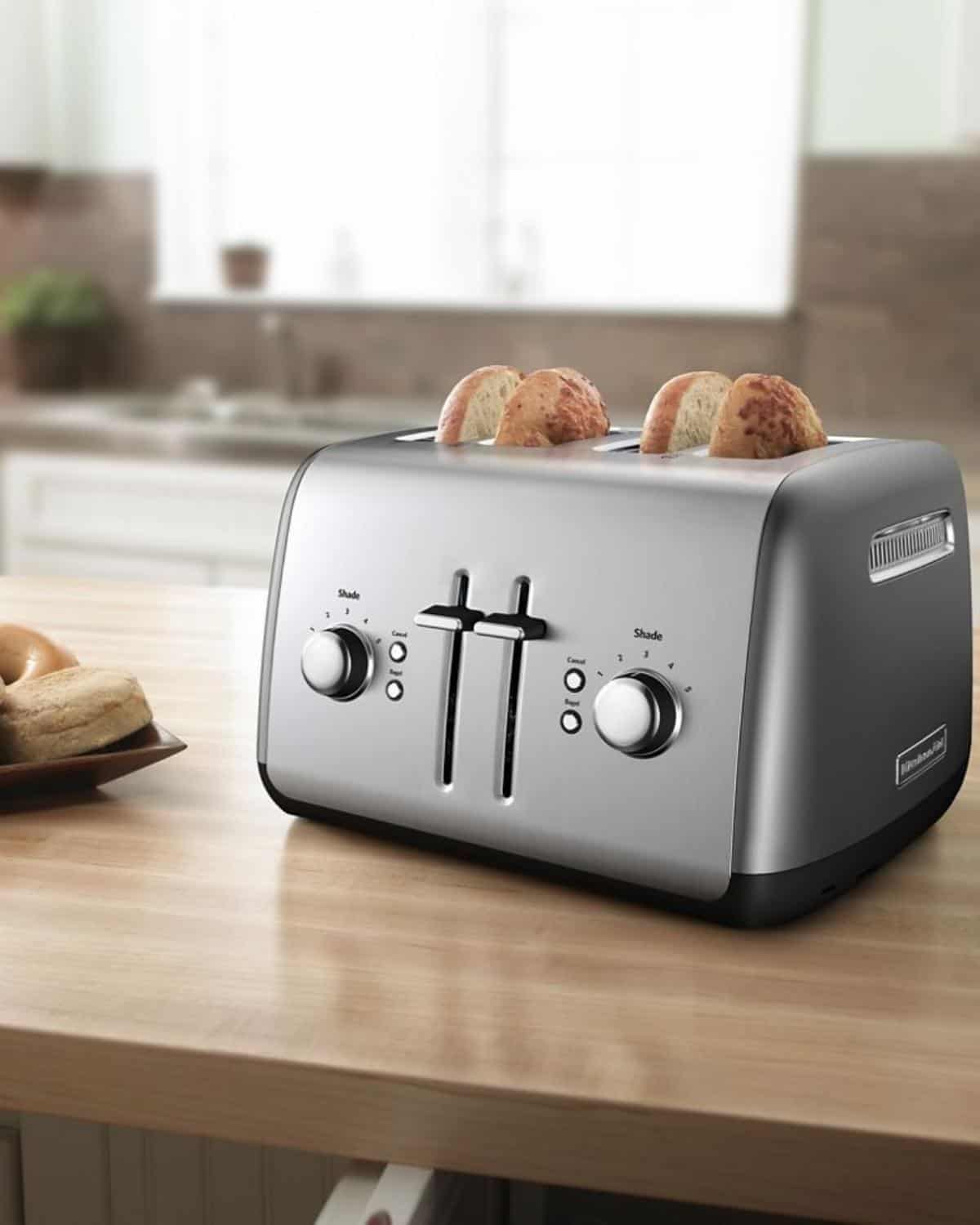 Non-toxic appliances for healthy kitchens
