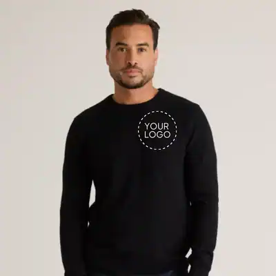 Quince Mongolian cashmere crewneck sweater crafted from responsibly sourced cashmere, a warm sustainable corporate gift.