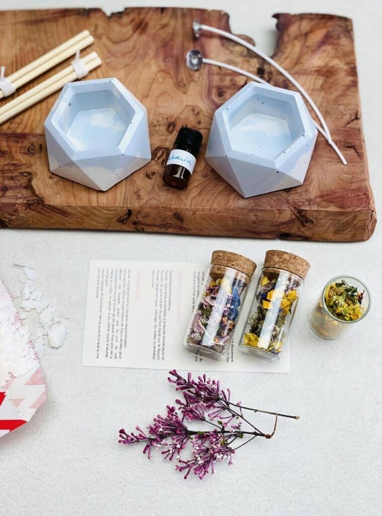 Crafting kits for soap, embroidery, and aromatherapy wrapped in sustainable packaging for Christmas gifts.