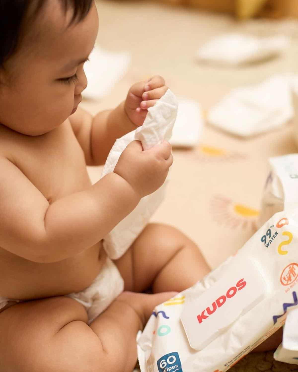 The best non-toxic baby wipes are made with gentle ingredients and plant-based fibers for newborns and sensitive skin.