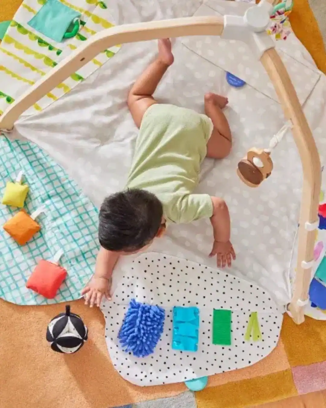 Montessori toys for kids made from sustainable materials.