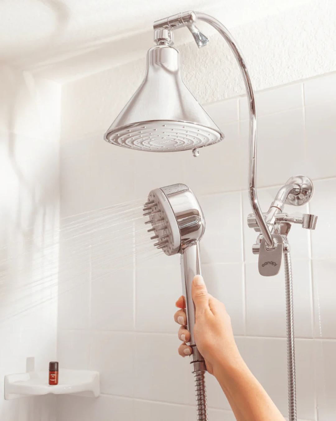 Canopy filtered shower head designed to support sensitive skin and reduce chlorine exposure.