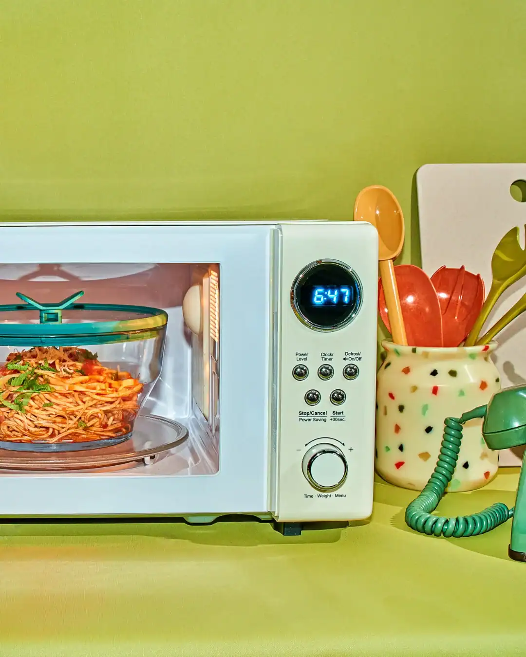 Borosilicate glass Anyday containers with vented lids for microwave cooking and reheating.