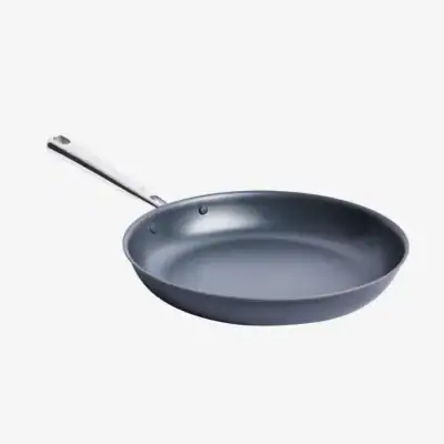 Misen carbon nonstick frying pan pfas free non toxic nonstick pan alternative.