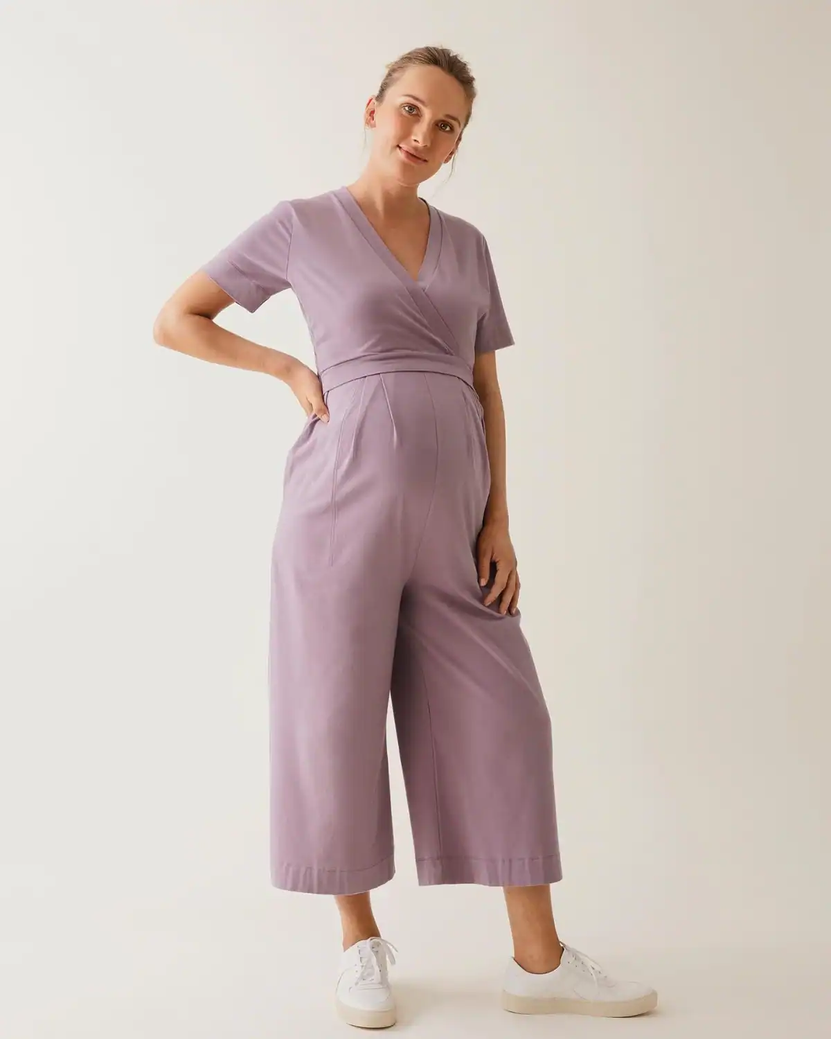 Boob Design sustainable maternity and nursing clothes made with organic cotton and TENCEL fabrics.