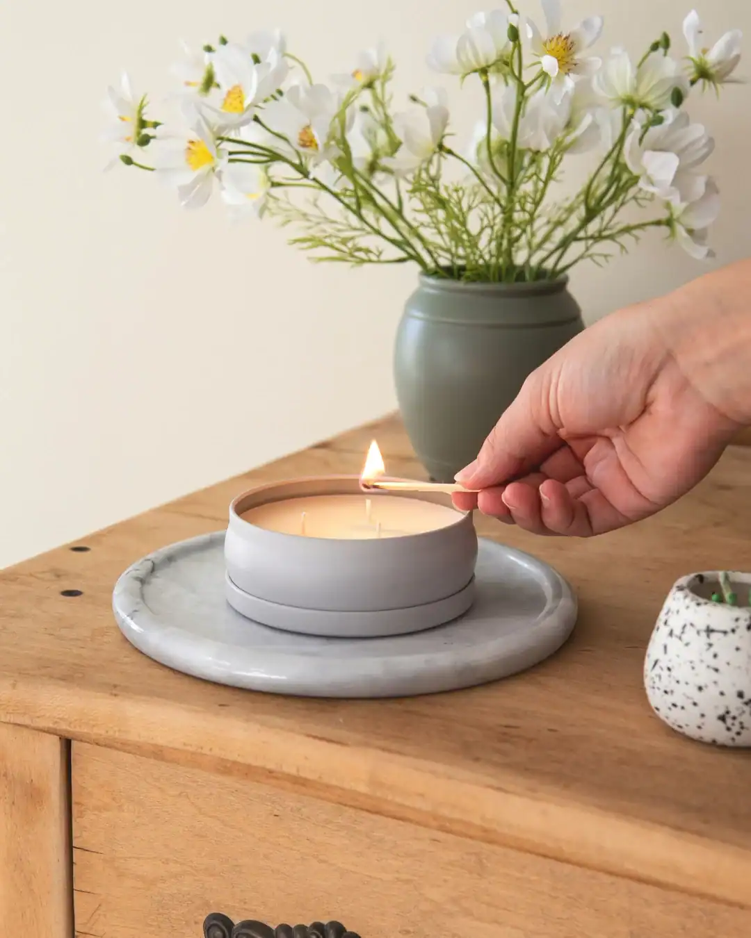 Grow Fragrance plant-based candle made with soy and coconut wax and cleaner fragrance alternatives.