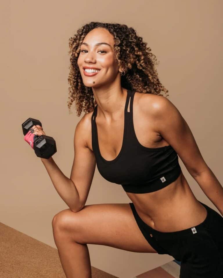 Best organic activewear brands featuring non-toxic workout clothing made with organic cotton, hemp, TENCEL, and safer materials.